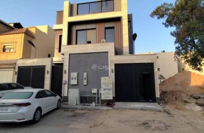 Apartment for Sale in Al Munsiyah, East Riyadh