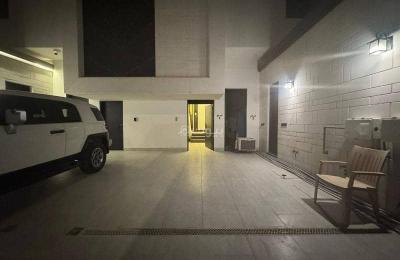 Apartment for sale in qurtubah district, east of riyadh. excellent location near all services and main roads.