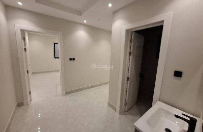 4 Bedroom Floor For Sale in Al Rimal, Riyadh