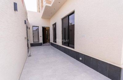 For sale, a villa with an internal staircase in Al Aard neighborhood, 200m