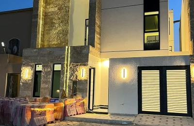 Villa For Sale in Al Mahdiyah , West Riyadh