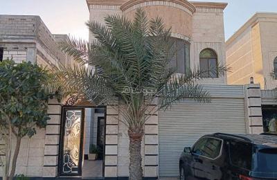 A house near the sea with an eastern front