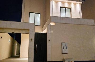 Floor For Sale in Al Janadriyah, East Riyadh