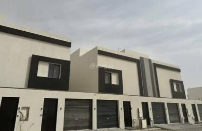 3 Bedroom Floor For Sale in Al Nuzha, Riyadh