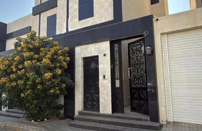 Floor For Rent in Al Qirawan, Riyadh