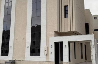 5-bedroom villa for sale in Al Mahdiyah