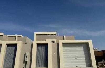 Villa For Sale in Al Khaldiyah District, Al Duwadimi