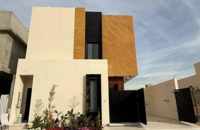 5 Bedroom Villa For Sale in Al Mahdia, Riyadh
