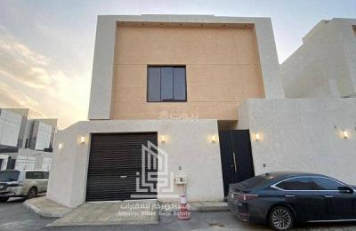 Luxury modern villa for rent – prime location with comprehensive services