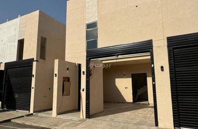 Floor in South Riyadh，Okaz 3 bedrooms 670000 SAR - 87829265