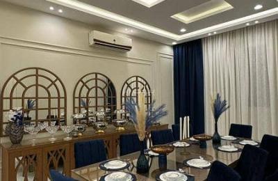 Villa for sale with a foyer and three apartments in the Al-Awali neighborhood, the Golden Square.