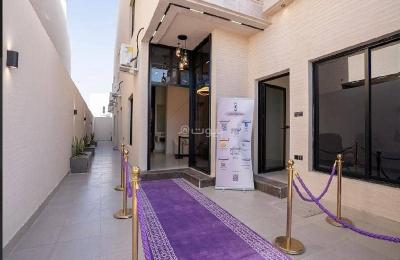 An apartment with 4 bedrooms for sale in the Al-Namar suburb.