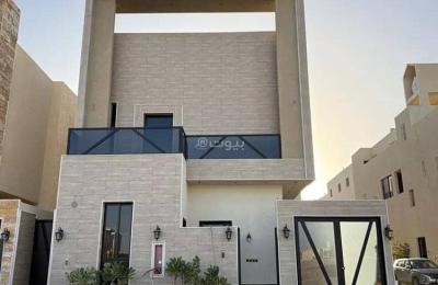 Villa For Sale in Al Mahdiyah, Riyadh