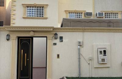 Renovated Duplex Villa for Sale – Al Rabwah District (Riyadh)