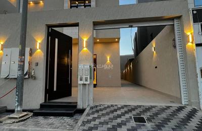 4 Bedroom Floor For Sale in Namar, Riyadh