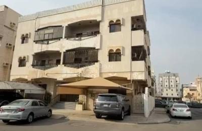 Commercial residential building for sale