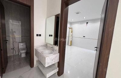 Villa with a staircase and an apartment in Zahra Lebanon