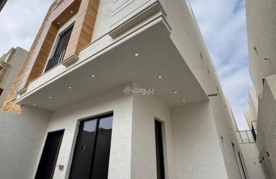 Penthouse for sale in Al-Rimal neighborhood, Tanall plan, upper floor with an annex suitable for investment, modern finishing, very distinguished loca