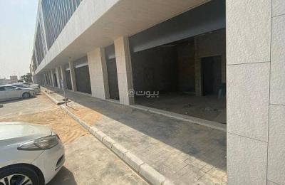 A showroom for rent in Al-Malqa