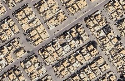 Floor 196 SQM with 6 Bedrooms