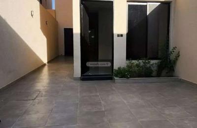 Floor 166 SQM with 5 Bedrooms