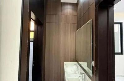 Villa 200 SQM Facing West on 15m Width Street