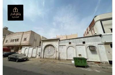 Land 500 SQM Facing South on 15m Width Street