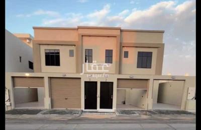 Floor 600 SQM with 4 Bedrooms