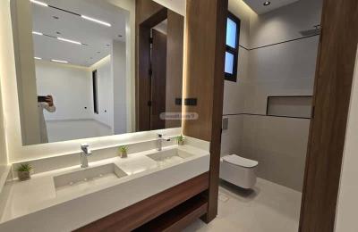 Villa 300 SQM Facing South on 15m Width Street