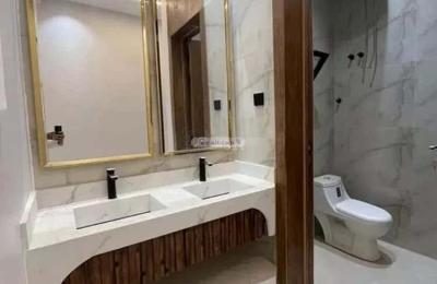 Floor 206 SQM with 4 Bedrooms