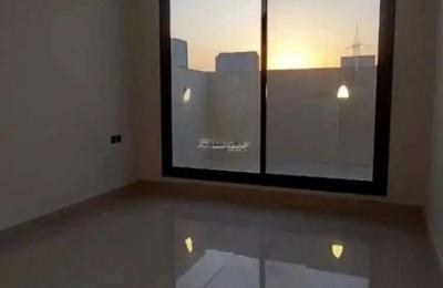 Floor 76.58 SQM with 5 Bedrooms