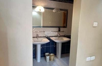 Apartment with 5 Bedrooms