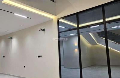 Villa 300 SQM with 3 Apartments Facing West