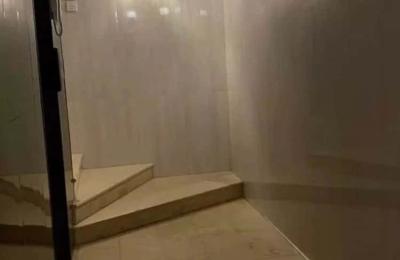 Apartment with 4 Bedrooms