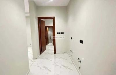 Floor 253 SQM with 7 Bedrooms