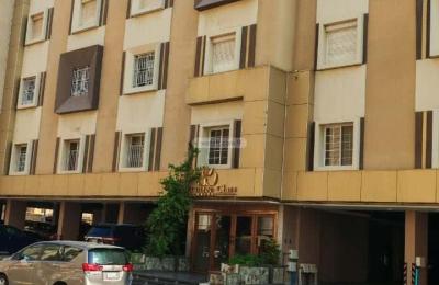 Apartment with 6 Bedrooms