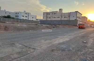 Land 797 SQM Facing North on 20m Width Street