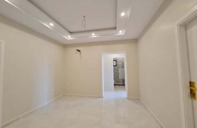 Apartment with 4 Bedrooms