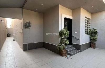 Villa 300 SQM Facing West with 4 Bedrooms