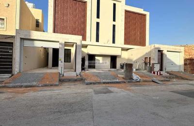 Floor 183 SQM with 4 Bedrooms