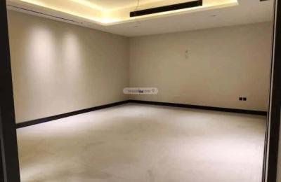 فيلا 593 متر مربع شمالية شرقية على شارع 15م