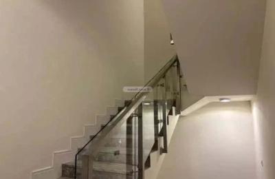 Floor 170 SQM with 3 Bedrooms