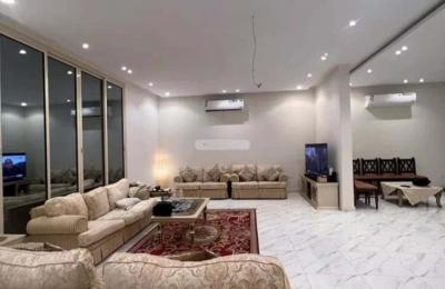 Villa 300 SQM Facing West with 8 Bedrooms