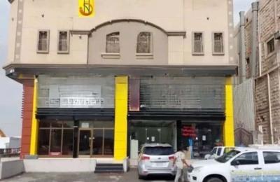 Apartment with 32 Bedrooms