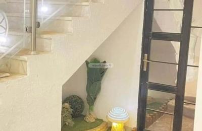 Villa 315 SQM Facing North with 5 Bedrooms