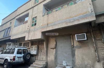 Building 170 SQM Facing West with 2 Floors