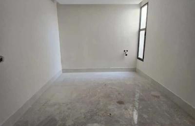 Building 650 SQM Facing North