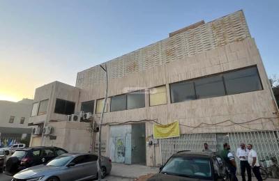 Building 625 SQM Facing South with 2 Floors