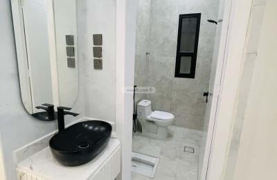 Floor 214 SQM with 6 Bedrooms