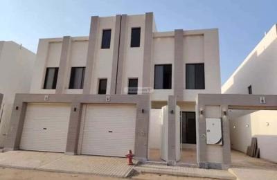 Floor 176 SQM with 5 Bedrooms